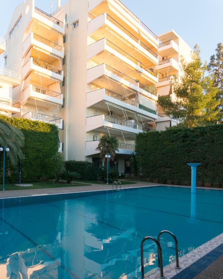 Casino Royal In Loutraki Apartment Exterior photo